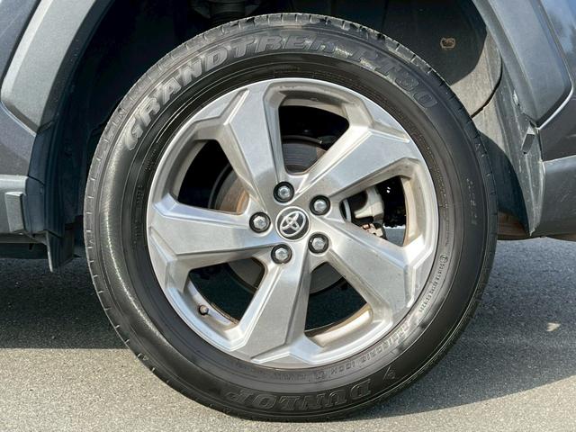 RAV4 ハイブリッドG 9型ナビ/レーダークルーズコントロール/パワーバックドア/シートヒーター/ステアリングヒーター/ブラインドスポットモニター/クリアランスソナー/シートメモリー/オートハイビーム/オートエアコン/ETC(14枚目)