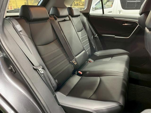 RAV4 ハイブリッドG 9型ナビ/レーダークルーズコントロール/パワーバックドア/シートヒーター/ステアリングヒーター/ブラインドスポットモニター/クリアランスソナー/シートメモリー/オートハイビーム/オートエアコン/ETC(31枚目)
