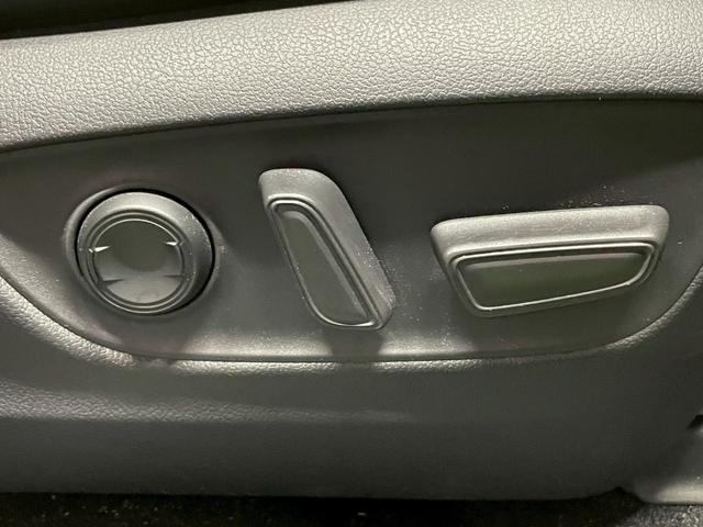 RAV4 ハイブリッドG 9型ナビ/レーダークルーズコントロール/パワーバックドア/シートヒーター/ステアリングヒーター/ブラインドスポットモニター/クリアランスソナー/シートメモリー/オートハイビーム/オートエアコン/ETC(61枚目)