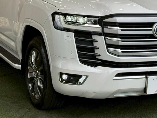 TOYOTA LAND CRUISER ZX