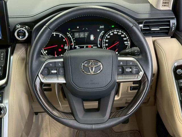 TOYOTA LAND CRUISER ZX