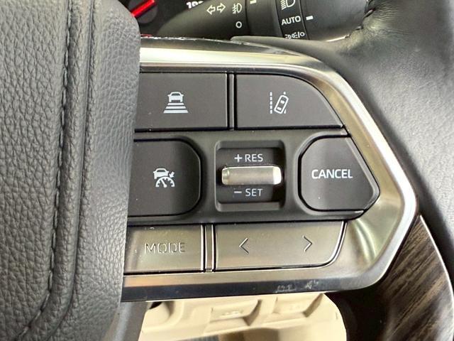 TOYOTA LAND CRUISER ZX