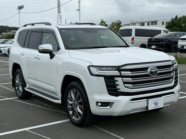 TOYOTA LAND CRUISER ZX