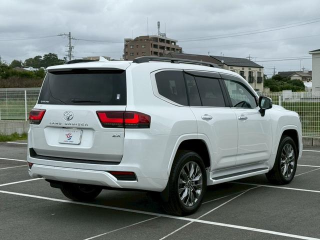 TOYOTA LAND CRUISER ZX