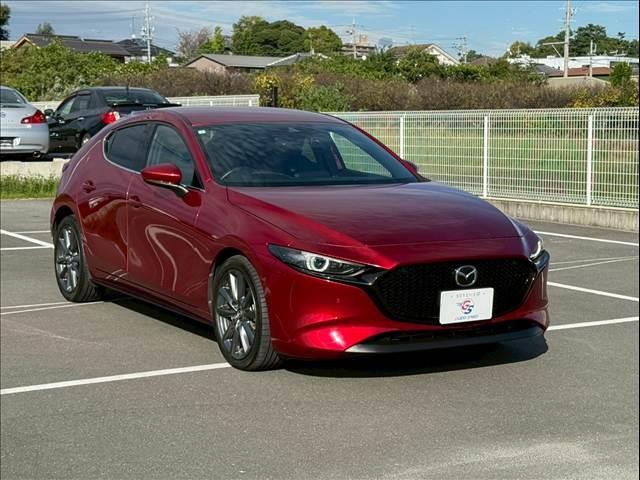 ＭＡＺＤＡ３ファストバック ２０Ｓ　Ｌパッケージ　１０型ナビ／ブラウンレザー／シートヒーター／ステアリングヒーター／レーダークルーズコントロール／ヘッドアップディスプレイ／ブラインドスポットモニター／クリアランスソナー／シートメモリー／ＥＴＣ（15枚目）