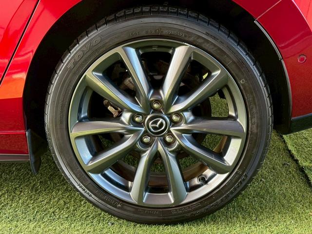 ＭＡＺＤＡ３ファストバック ２０Ｓ　Ｌパッケージ　１０型ナビ／ブラウンレザー／シートヒーター／ステアリングヒーター／レーダークルーズコントロール／ヘッドアップディスプレイ／ブラインドスポットモニター／クリアランスソナー／シートメモリー／ＥＴＣ（23枚目）
