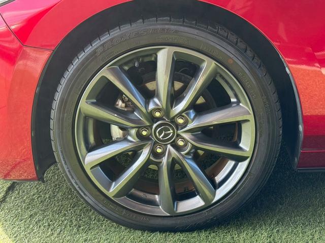 ＭＡＺＤＡ３ファストバック ２０Ｓ　Ｌパッケージ　１０型ナビ／ブラウンレザー／シートヒーター／ステアリングヒーター／レーダークルーズコントロール／ヘッドアップディスプレイ／ブラインドスポットモニター／クリアランスソナー／シートメモリー／ＥＴＣ（24枚目）