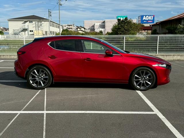 ＭＡＺＤＡ３ファストバック ２０Ｓ　Ｌパッケージ　１０型ナビ／ブラウンレザー／シートヒーター／ステアリングヒーター／レーダークルーズコントロール／ヘッドアップディスプレイ／ブラインドスポットモニター／クリアランスソナー／シートメモリー／ＥＴＣ（62枚目）