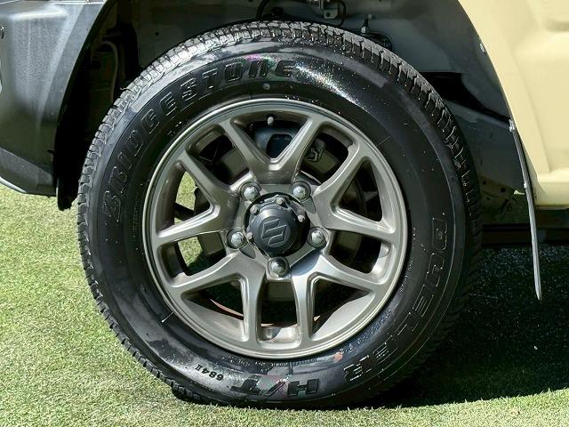 ジムニー XC 8型ナビ/クルーズコントロール/バックカメラ/LEDヘッド/衝突軽減ブレーキ/レーン逸脱警告/シートヒーター/ヘッドライトウォッシャー/ヒーテッドドアミラー/スマートキー/電動格納ミラー(25枚目)