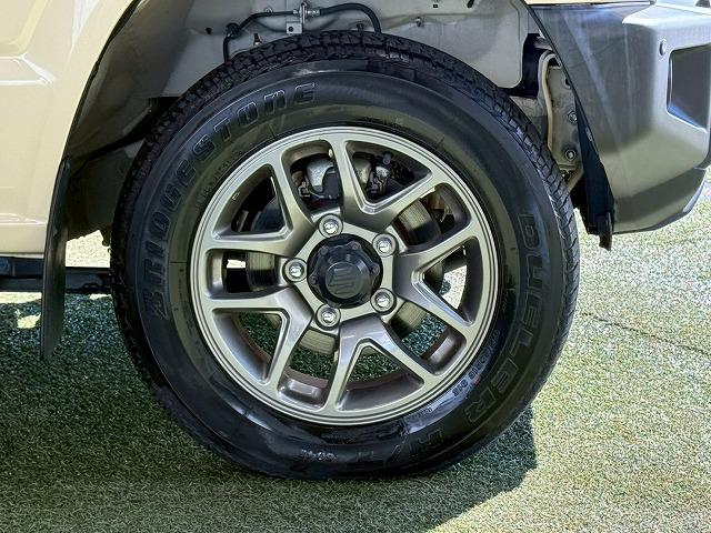 ジムニー XC 8型ナビ/クルーズコントロール/バックカメラ/LEDヘッド/衝突軽減ブレーキ/レーン逸脱警告/シートヒーター/ヘッドライトウォッシャー/ヒーテッドドアミラー/スマートキー/電動格納ミラー(27枚目)