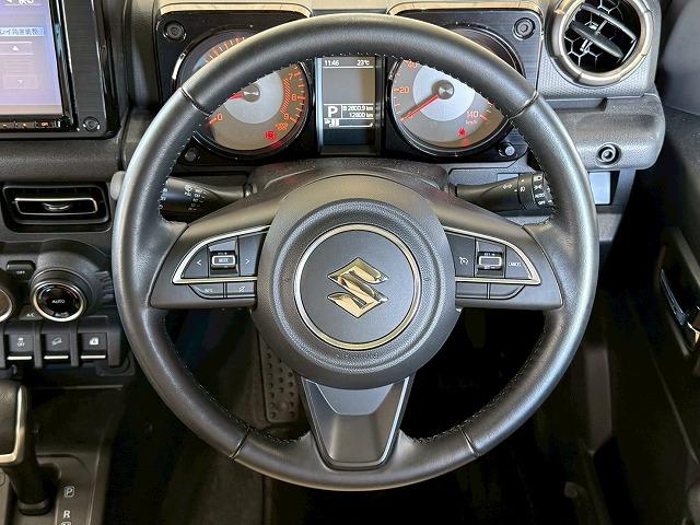 ジムニー XC 8型ナビ/クルーズコントロール/バックカメラ/LEDヘッド/衝突軽減ブレーキ/レーン逸脱警告/シートヒーター/ヘッドライトウォッシャー/ヒーテッドドアミラー/スマートキー/電動格納ミラー(31枚目)
