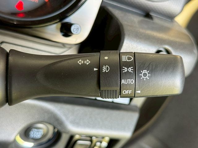 ジムニー XC 8型ナビ/クルーズコントロール/バックカメラ/LEDヘッド/衝突軽減ブレーキ/レーン逸脱警告/シートヒーター/ヘッドライトウォッシャー/ヒーテッドドアミラー/スマートキー/電動格納ミラー(32枚目)