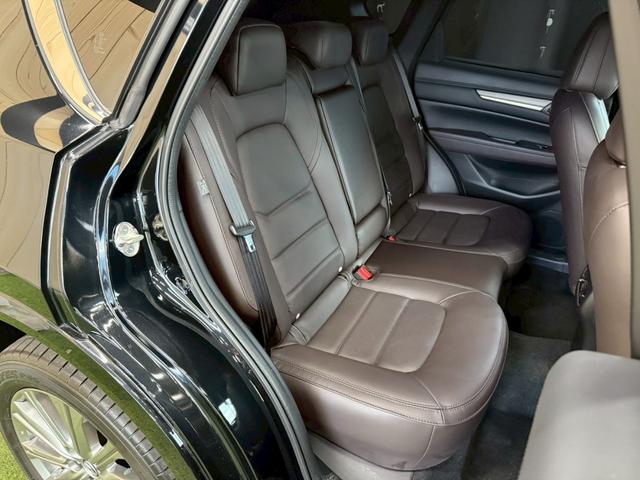 CX-5 XD エクスクルーシブモード 10型ナビ/全周囲カメラ/BOSE/シートヒーター/シートクーラー/ステアリングヒーター/ヘッドアップディスプレイ/ブラインドスポットモニター/パワーバックドア/クリアランスソナー/ワイヤレス充電(26枚目)