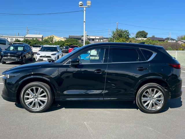 CX-5 XD エクスクルーシブモード 10型ナビ/全周囲カメラ/BOSE/シートヒーター/シートクーラー/ステアリングヒーター/ヘッドアップディスプレイ/ブラインドスポットモニター/パワーバックドア/クリアランスソナー/ワイヤレス充電(63枚目)