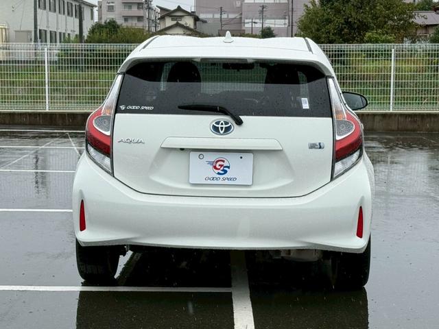 アクア G 純正ナビ/衝突軽減ブレーキ/クルーズコントロール/バックカメラ/レーン逸脱警告/オートハイビーム/スマートキー/パワーウインドウ/オートエアコン/オートライト/電動格納ミラー/横滑り防止(71枚目)