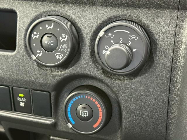 TOYOTA HIACE VAN LONG DX GL PACKAGE
