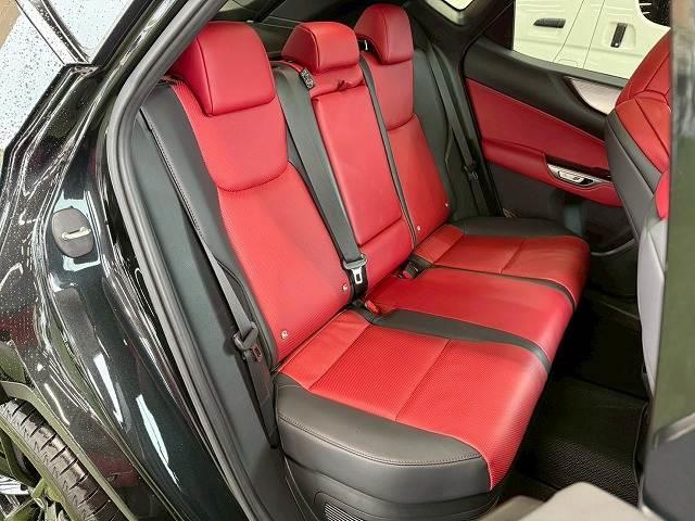 NX NX350h Fスポーツ パノラマルーフ/レッドレザー/AC100V/デジタルインナーミラー/オレンジキャリパー/シートヒーター/シートクーラー/ステアリングヒーター/ヘッドアップディスプレイ/BSM/三眼LED/ETC(6枚目)