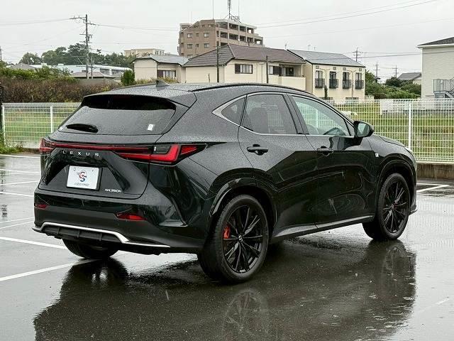 NX NX350h Fスポーツ パノラマルーフ/レッドレザー/AC100V/デジタルインナーミラー/オレンジキャリパー/シートヒーター/シートクーラー/ステアリングヒーター/ヘッドアップディスプレイ/BSM/三眼LED/ETC(17枚目)