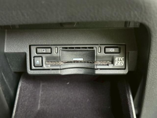 NX NX350h Fスポーツ パノラマルーフ/レッドレザー/AC100V/デジタルインナーミラー/オレンジキャリパー/シートヒーター/シートクーラー/ステアリングヒーター/ヘッドアップディスプレイ/BSM/三眼LED/ETC(61枚目)