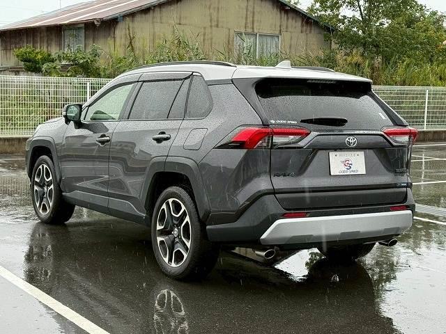 RAV4 アドベンチャー 純正ナビ/ツートンカラー/レーダークルーズコントロール/LEDヘッド/ブラインドスポットモニター/オートハイビーム/パワーウインドウ/オートエアコン/オートライト/電子サイドブレーキ/スマートキー(16枚目)