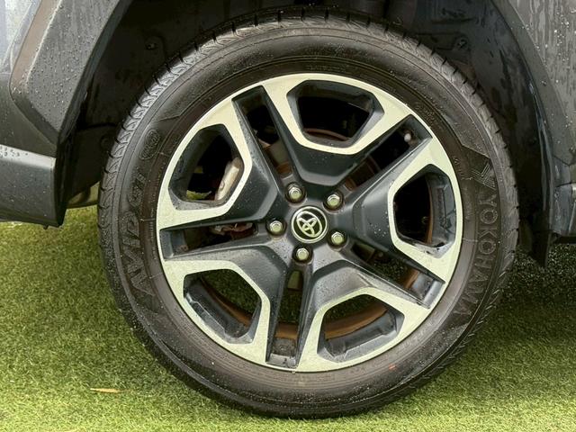 RAV4 アドベンチャー 純正ナビ/ツートンカラー/レーダークルーズコントロール/LEDヘッド/ブラインドスポットモニター/オートハイビーム/パワーウインドウ/オートエアコン/オートライト/電子サイドブレーキ/スマートキー(28枚目)