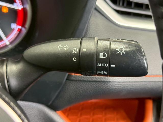 RAV4 アドベンチャー 純正ナビ/ツートンカラー/レーダークルーズコントロール/LEDヘッド/ブラインドスポットモニター/オートハイビーム/パワーウインドウ/オートエアコン/オートライト/電子サイドブレーキ/スマートキー(39枚目)