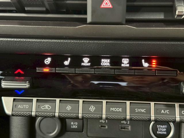 MITSUBISHI TRITON GSR