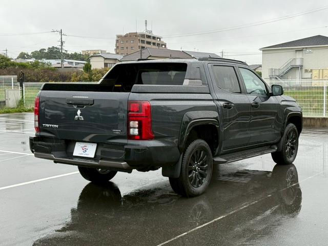 MITSUBISHI TRITON GSR
