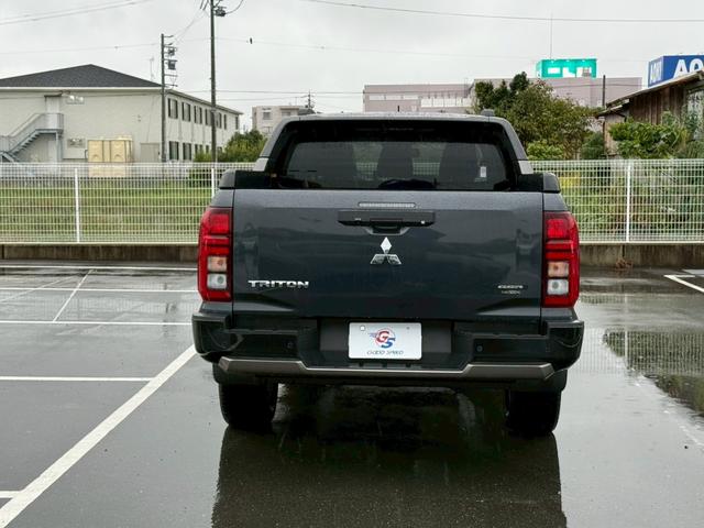 MITSUBISHI TRITON GSR