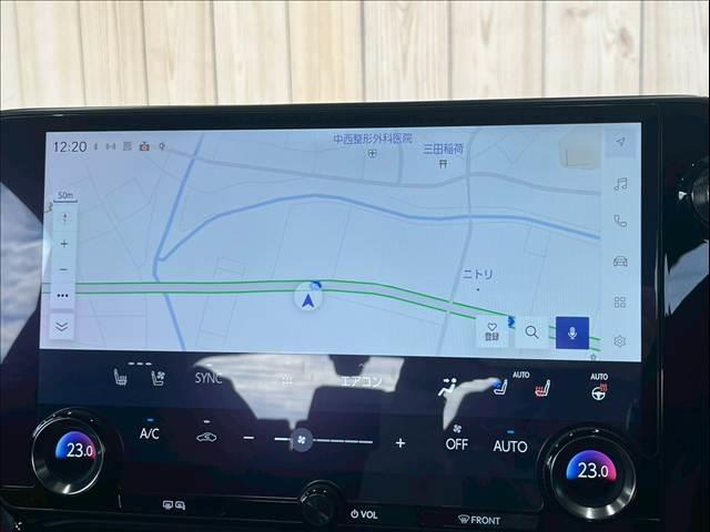 ＮＸ ＮＸ３５０ｈ　Ｆスポーツ　１４型ナビ／パノラマルーフ／全周囲カメラ／オレンジキャリパー／レッドレザー／デジタルインナーミラー／ＢＳＭ／ＨＵＤ／パワーバックドア／シートヒーター／シートクーラー／ステアリングヒーター／ＥＴＣ（3枚目）