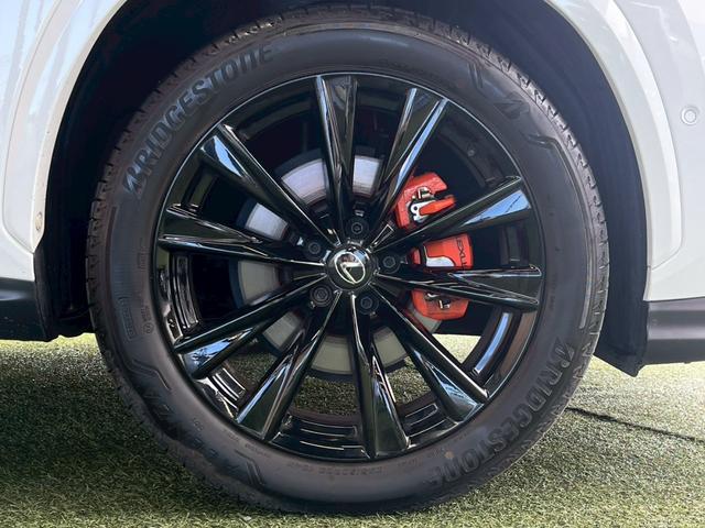 ＮＸ ＮＸ３５０ｈ　Ｆスポーツ　１４型ナビ／パノラマルーフ／全周囲カメラ／オレンジキャリパー／レッドレザー／デジタルインナーミラー／ＢＳＭ／ＨＵＤ／パワーバックドア／シートヒーター／シートクーラー／ステアリングヒーター／ＥＴＣ（27枚目）