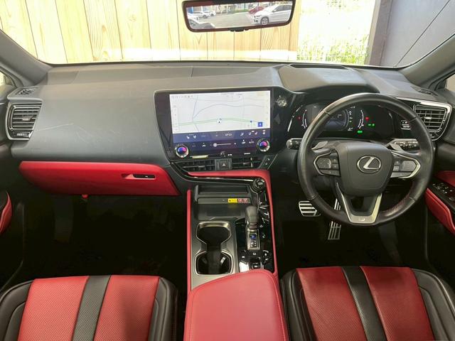 ＮＸ ＮＸ３５０ｈ　Ｆスポーツ　１４型ナビ／パノラマルーフ／全周囲カメラ／オレンジキャリパー／レッドレザー／デジタルインナーミラー／ＢＳＭ／ＨＵＤ／パワーバックドア／シートヒーター／シートクーラー／ステアリングヒーター／ＥＴＣ（35枚目）