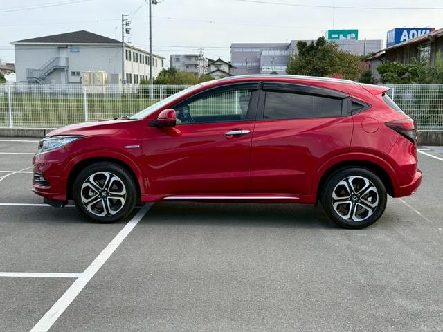 ヴェゼル ハイブリッドZ・ホンダセンシング 8型ナビ/レーダークルーズコントロール/シートヒーター/バックカメラ/衝突軽減ブレーキ/レーン逸脱警告/パドルシフト/LEDヘッド/オートエアコン/オートライト/スマートキー/ETC/パワーウインドウ(56枚目)