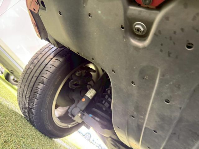 ヴェゼル ハイブリッドZ・ホンダセンシング 8型ナビ/レーダークルーズコントロール/シートヒーター/バックカメラ/衝突軽減ブレーキ/レーン逸脱警告/パドルシフト/LEDヘッド/オートエアコン/オートライト/スマートキー/ETC/パワーウインドウ(62枚目)