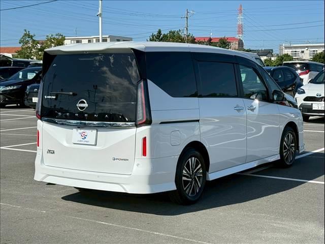 セレナ e-パワー ハイウェイスターV 12型ナビ/全周囲カメラ/プロパイロット/純正フロントプロテクターエアロ/両側電動スライドドア/デジタルインナーミラー/シートヒーター/ステアリングヒーター/パーキングアシスト/LEDヘッド/ETC(17枚目)