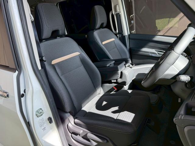 セレナ e-パワー ハイウェイスターV 12型ナビ/全周囲カメラ/プロパイロット/純正フロントプロテクターエアロ/両側電動スライドドア/デジタルインナーミラー/シートヒーター/ステアリングヒーター/パーキングアシスト/LEDヘッド/ETC(30枚目)