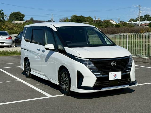 セレナ e-パワー ハイウェイスターV 12型ナビ/全周囲カメラ/プロパイロット/純正フロントプロテクターエアロ/両側電動スライドドア/デジタルインナーミラー/シートヒーター/ステアリングヒーター/パーキングアシスト/LEDヘッド/ETC(57枚目)