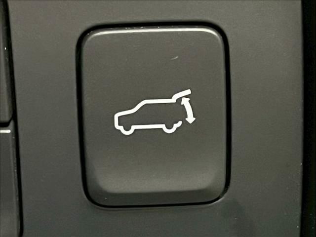 CX-5 XD ブラックトーンエディション 純正10型ナビ/全周囲カメラ/レーダークルーズコントロール/パワーバックドア/シートヒーター/ステアリングヒーター/クリアランスソナー/ヘッドアップディスプレイ/シートメモリー/ワイヤレス充電(10枚目)