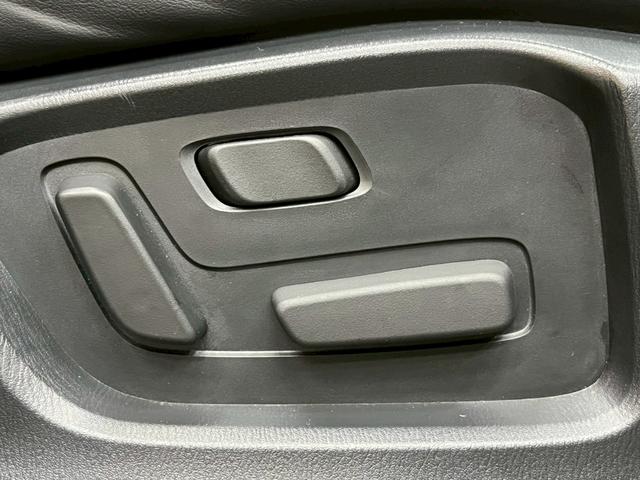 CX-5 XD ブラックトーンエディション 純正10型ナビ/全周囲カメラ/レーダークルーズコントロール/パワーバックドア/シートヒーター/ステアリングヒーター/クリアランスソナー/ヘッドアップディスプレイ/シートメモリー/ワイヤレス充電(55枚目)