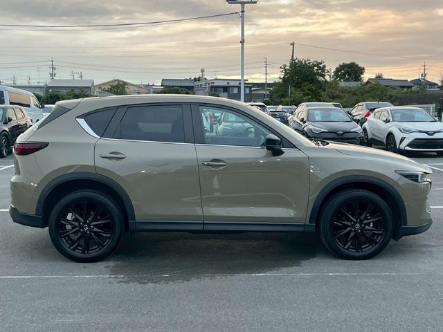 CX-5 XD ブラックトーンエディション 純正10型ナビ/全周囲カメラ/レーダークルーズコントロール/パワーバックドア/シートヒーター/ステアリングヒーター/クリアランスソナー/ヘッドアップディスプレイ/シートメモリー/ワイヤレス充電(66枚目)