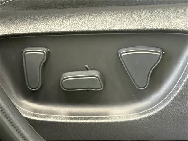 ヤリスクロス Z 純正8型ディスプレイオーディオ/全周囲カメラ/モデリスタエアロ/モデリスタアルミ/シートヒーター/ステアリングヒーター/レーダークルーズコントロール/ブラインドスポットモニター/オートハイビーム(12枚目)