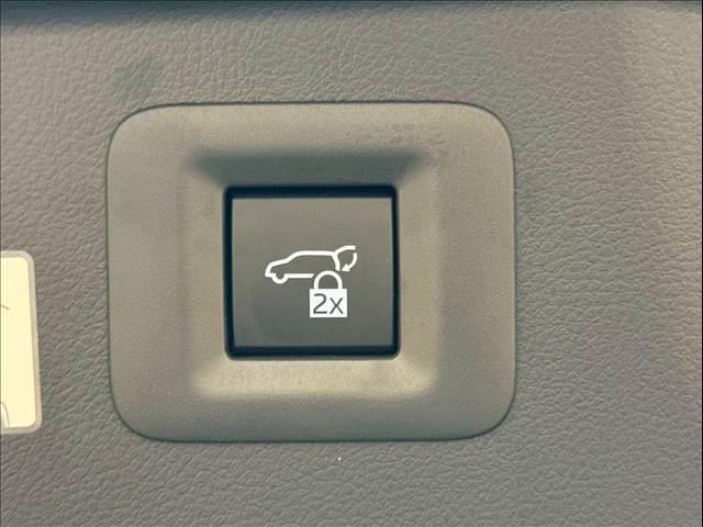 アルファードハイブリッド Z 14型ナビ/モデリスタエアロ/パワーバックドア/AC100V/レーダークルーズコントロール/全周囲カメラ/BSM/ワイヤレス充電/両側電動ドア/シートヒーター/シートクーラー/ステアリングヒーター(12枚目)