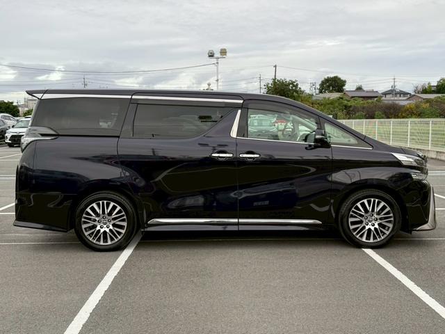 ヴェルファイア 3.5ZA Gエディション 9型ナビ/サンルーフ/フリップダウンモニター/パーキングアシスト/ステアリングヒーター/JBLサウンドシステム/パワーバックドア/シートメモリー/オートハイビーム/両側電動スライドドア/ETC(69枚目)