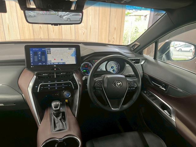 ハリアーハイブリッド Z レザーパッケージ モデリスタエアロ/全周囲カメラ/デジタルインナーミラー/JBLサウンド/パワーバックドア/ステアリングヒーター/シートクーラー/シートヒーター/ブラインドスポットモニター/ヘッドアップディスプレイ(31枚目)