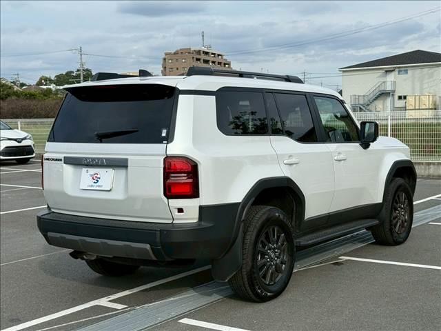 ランドクルーザー250 VX 12型ナビ/サンルーフ/ルーフレール/全周囲カメラ/シートヒーター/シートクーラー/デジタルインナーミラー/レーダークルーズコントロール/ステアリングヒーター/パワーバックドア/BSM/ETC(17枚目)