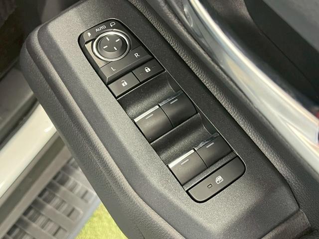 ランドクルーザー250 VX 12型ナビ/サンルーフ/ルーフレール/全周囲カメラ/シートヒーター/シートクーラー/デジタルインナーミラー/レーダークルーズコントロール/ステアリングヒーター/パワーバックドア/BSM/ETC(64枚目)