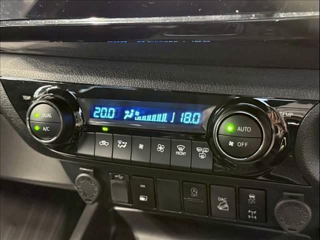 ハイラックス Ｚ　ＧＲスポーツ　８型ナビ／全周囲カメラ／トノカバー／ベッドライナー／レーダークルーズコントロール／ＧＲ専用キャリパー／クリアランスソナー／パワーシート／ヒッチメンバー／オートエアコン／／パドルシフト／スマートキー（11枚目）