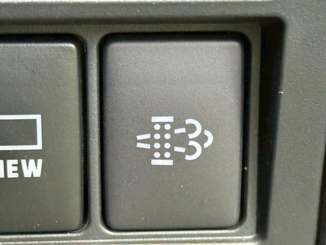 ハイラックス Ｚ　ＧＲスポーツ　８型ナビ／全周囲カメラ／トノカバー／ベッドライナー／レーダークルーズコントロール／ＧＲ専用キャリパー／クリアランスソナー／パワーシート／ヒッチメンバー／オートエアコン／／パドルシフト／スマートキー（62枚目）