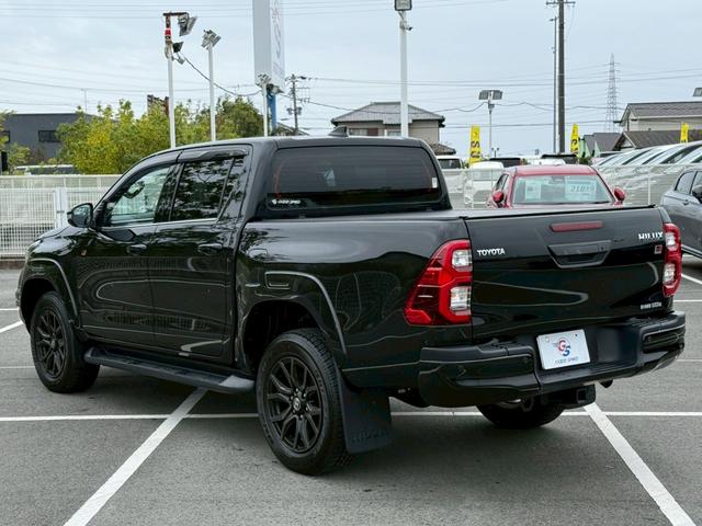 ハイラックス Ｚ　ＧＲスポーツ　８型ナビ／全周囲カメラ／トノカバー／ベッドライナー／レーダークルーズコントロール／ＧＲ専用キャリパー／クリアランスソナー／パワーシート／ヒッチメンバー／オートエアコン／／パドルシフト／スマートキー（68枚目）