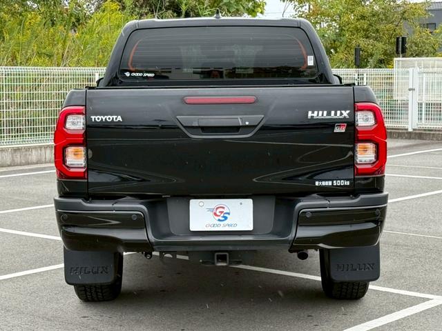 ハイラックス Ｚ　ＧＲスポーツ　８型ナビ／全周囲カメラ／トノカバー／ベッドライナー／レーダークルーズコントロール／ＧＲ専用キャリパー／クリアランスソナー／パワーシート／ヒッチメンバー／オートエアコン／／パドルシフト／スマートキー（70枚目）